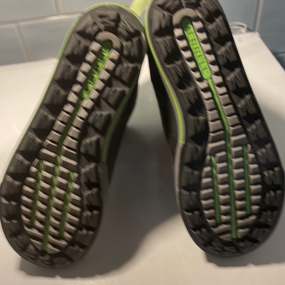 Merrell Boys US 6M EU 37Select Dry Insulated Snow Bank 2.0 Winter Boots - Picture 6 of 8